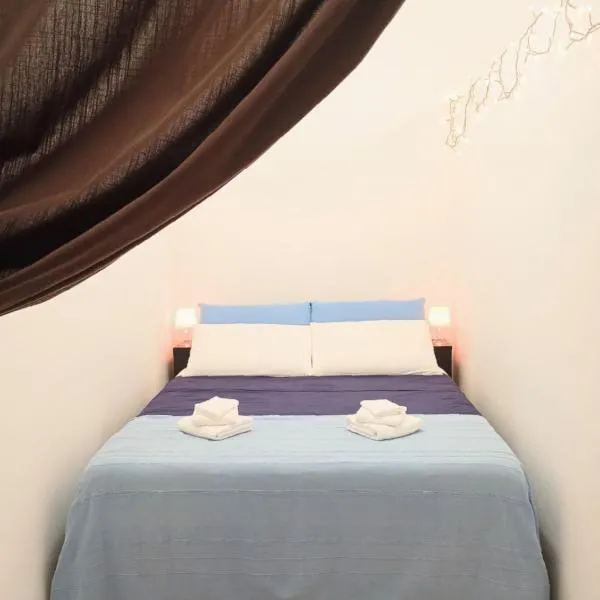 Cosy Open Space Apartment Bari free parking，巴里的飯店