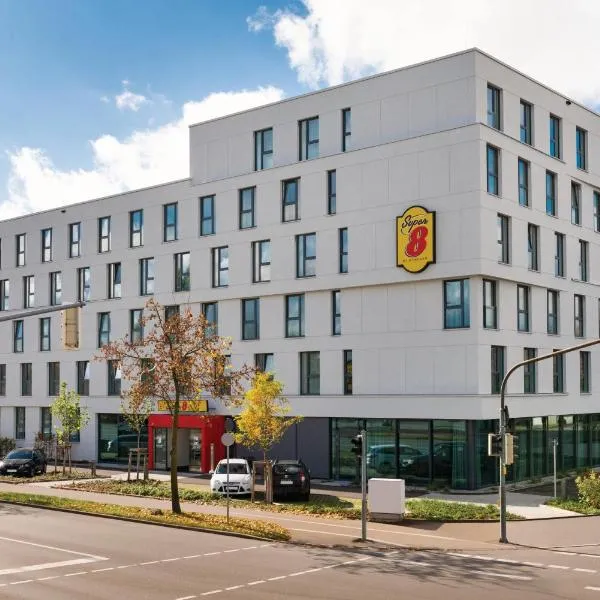 Viesnīca Super 8 by Wyndham Augsburg Augsburgā