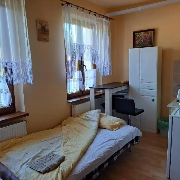 BIAŁA GĘś skansen: Świnoujście şehrinde bir otel