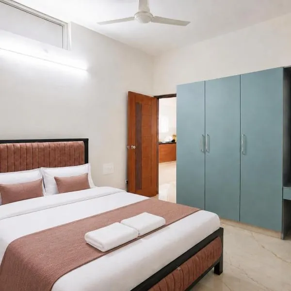 Blossom Service Apartment, готель у місті Майсуру