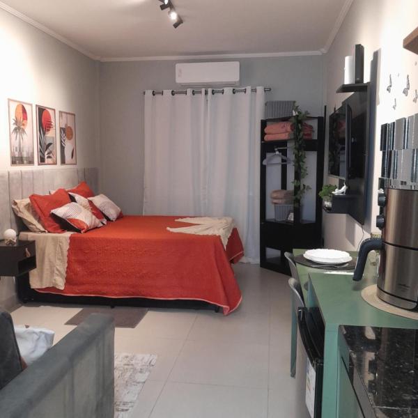 Beautiful studio one block from the beach