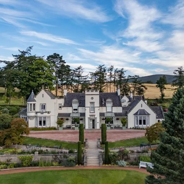 Douneside House โรงแรมในTarland