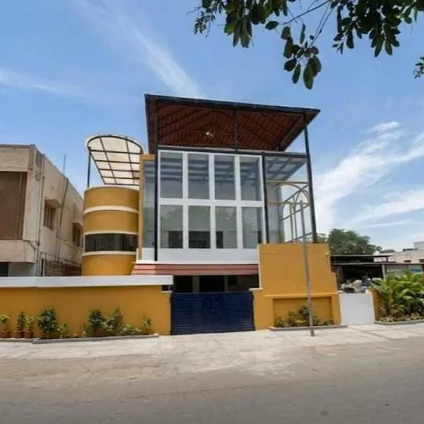 Townhouse Peelamedu Road Coimbatore, hotel in Coimbatore