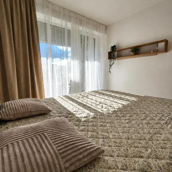Apartmány Koliba, מלון בטורצ'נסקה טפליצה