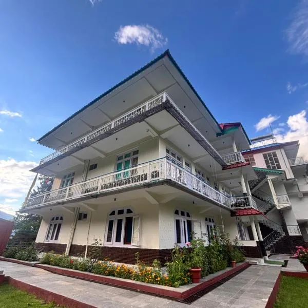 Hotel Geetanjali โรงแรมในSāngla