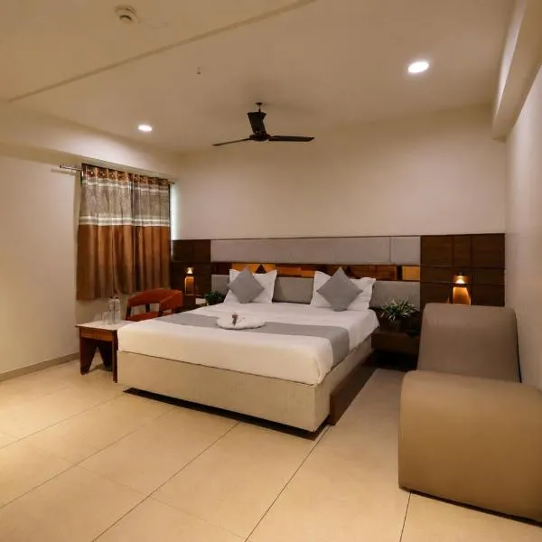 HOTEL THE AVANTA HANSPURa, hotel i Ahmedabad