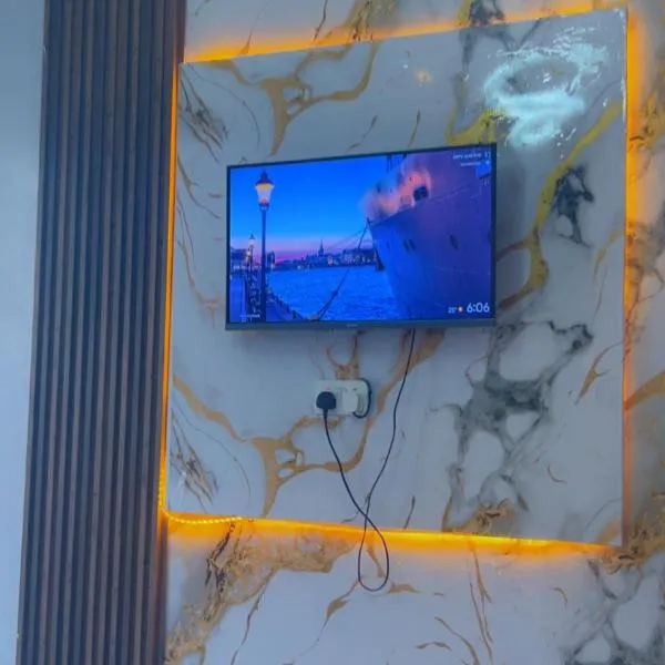 La vue suites, Hotel in Munyonyo