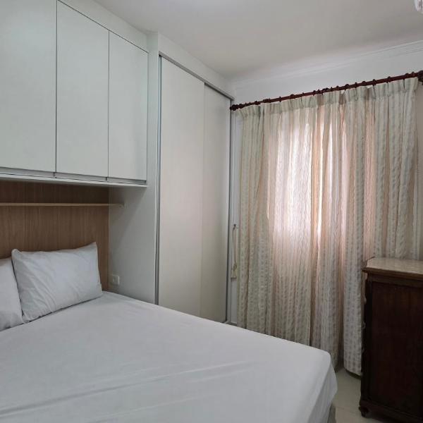 Apê Climatizado com Varanda Gourmet, Piscina, a 250 metros da Praia das Toninhas - Foto 5