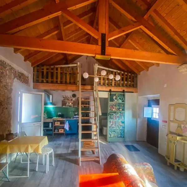 Casa do Peregrino, מלון בAdvagar