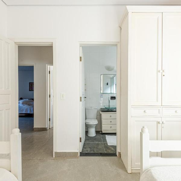 4 dorm com piscina a 350 m de Camburizinho - Foto 3