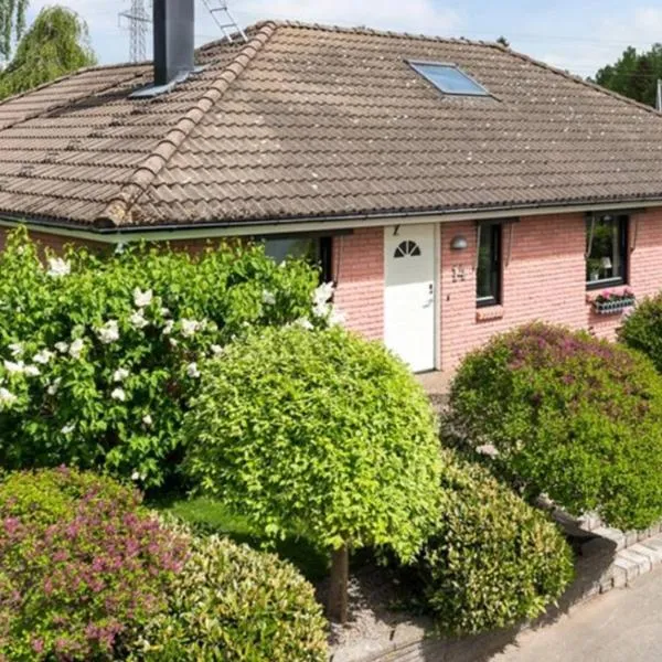 Vila Rose, hotel sa Bromölla