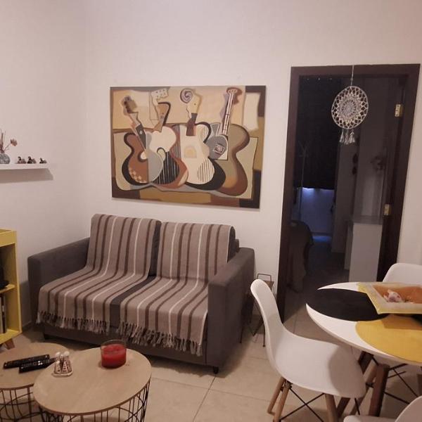 SCR - Copacabana - Quarto e Sala a Passos da Praia