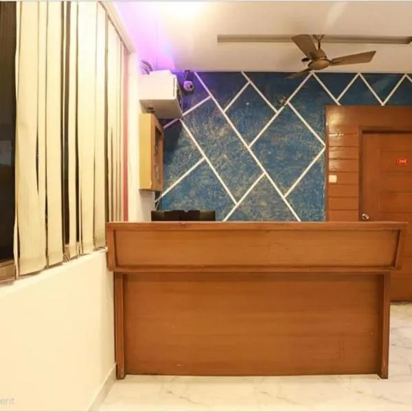 GSILVER HOTELS PERUMBAKKAM - Budget Classic Rooms Near Sholinganallur OMR, hotel sa Chennai