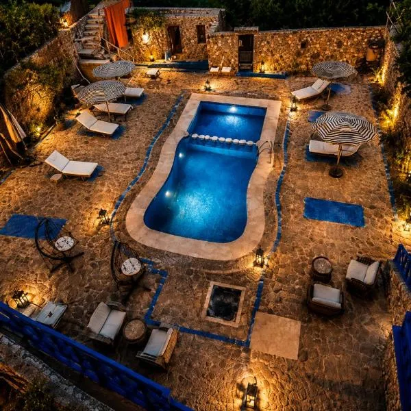 Riad Des Vieilles Charrues, хотел в Бумалн
