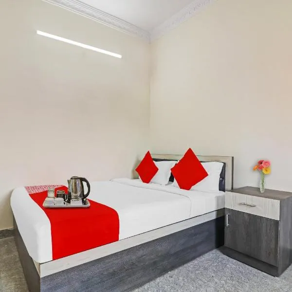 Super Hotel O Shamshabad Station Formerly Grand Vista Hotel, hotel v destinaci Shamshabad
