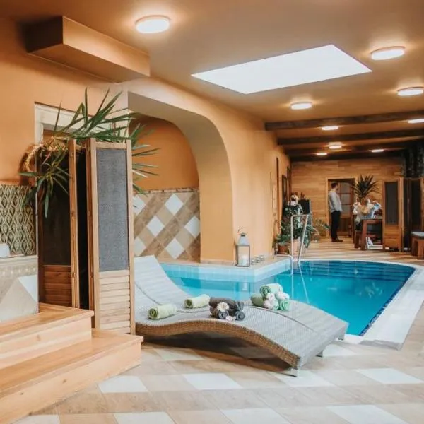 Hotel Ruze & Wellness, hotel i Český Krumlov