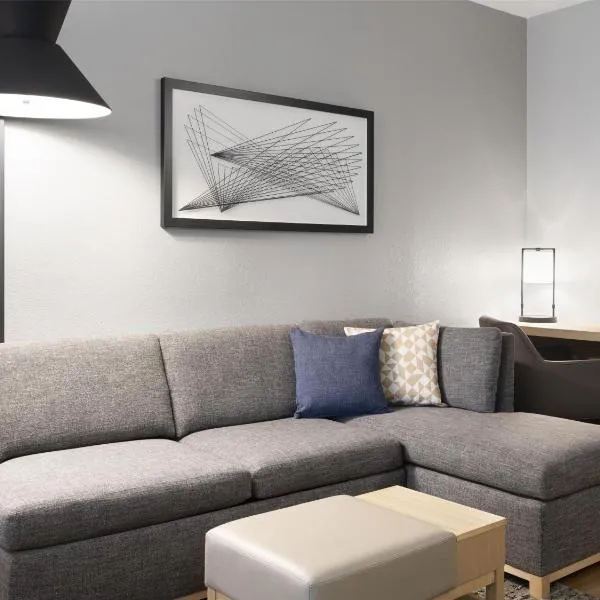 Hyatt Place Dallas Park Central, hotel i Bouchard
