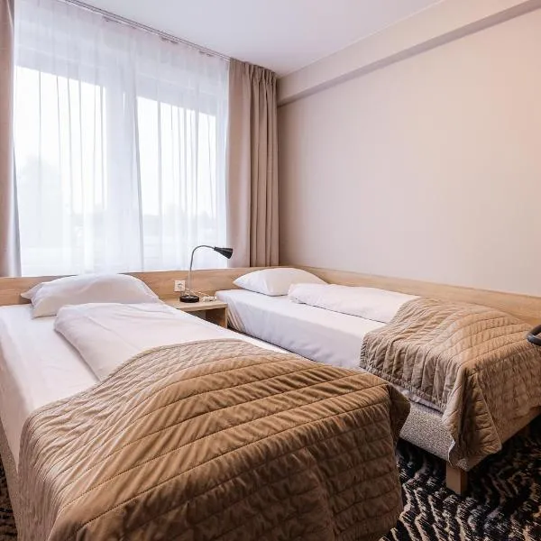 Hotel Port 110, hotell i Iława