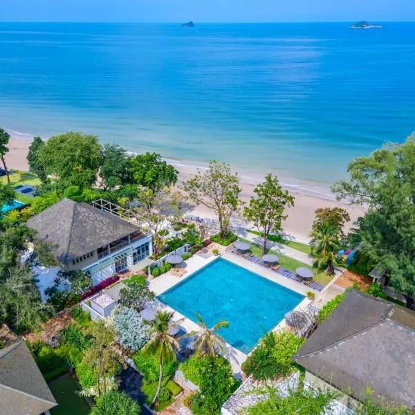 CHARRAS Bhawan Hotel and Residences, hotel din Hua Hin