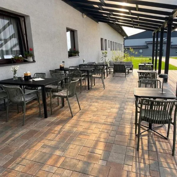 Penzion Bowten, hotell i Sečovce