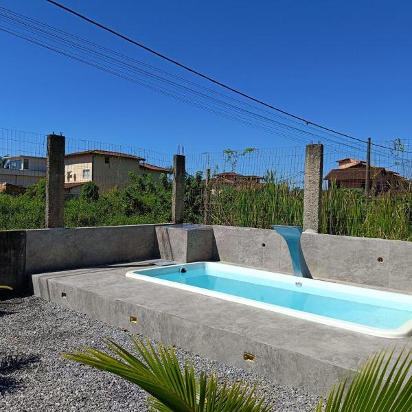 Suíte Rústica Perto da Praia e Piscina