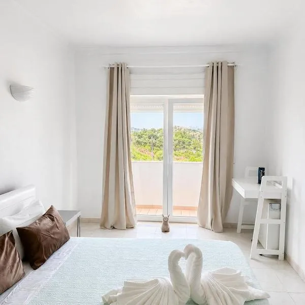 Praia da Salema Suite, hotel sa Salema