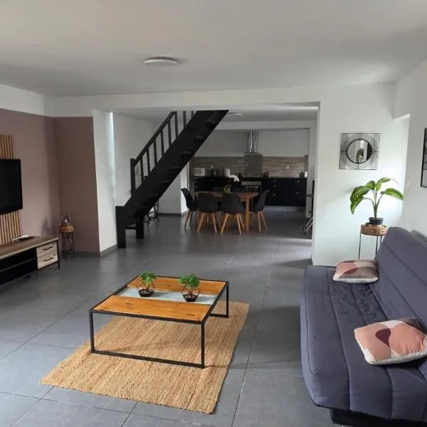 Gite a la ferme, hotel v destinácii Courcelles-les-Lens