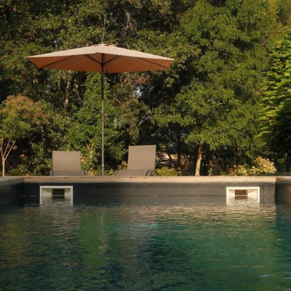 Viesnīca Moulin Renaudiots - Piscine, Nature & Parc Naturel du Morvan pilsētā Otēna