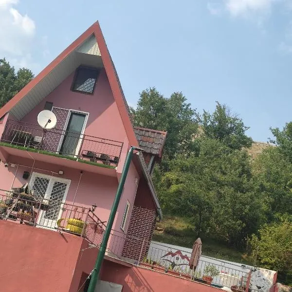 Vikendica "Oaza mira", hotel v destinácii Gacko