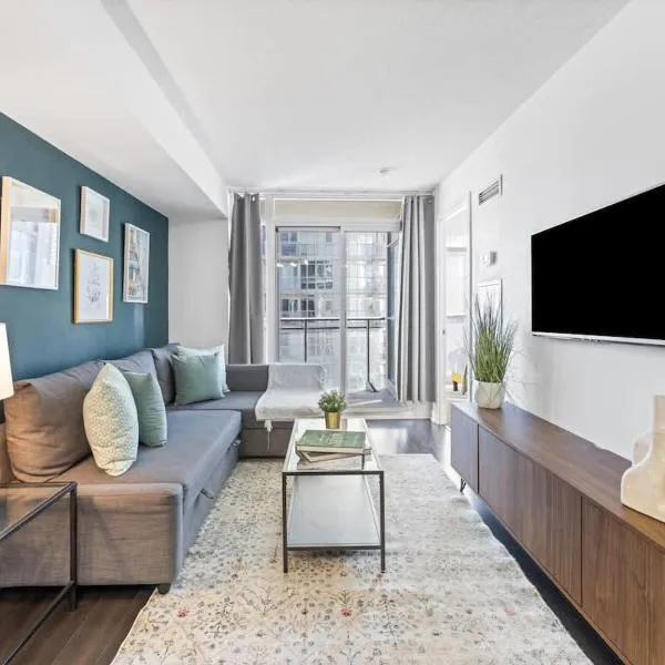 Free Parking High-Rise King Suite Near CN Tower, hotel Torontóban