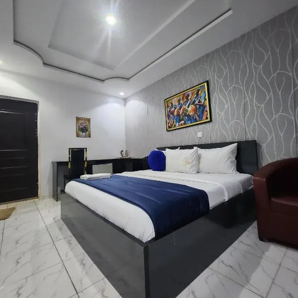 Prominent Hotel and Suites, готель у місті Abeokuta