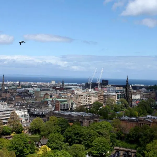 에든버러에 위치한 호텔 Holiday Inn Express Edinburgh City West by IHG