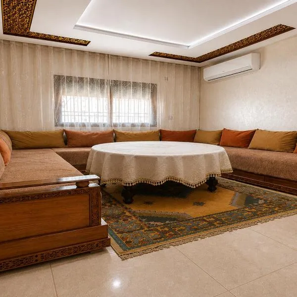 Calm Luxury Apartment Near the Old Medina & Marjane, hotel en Fez