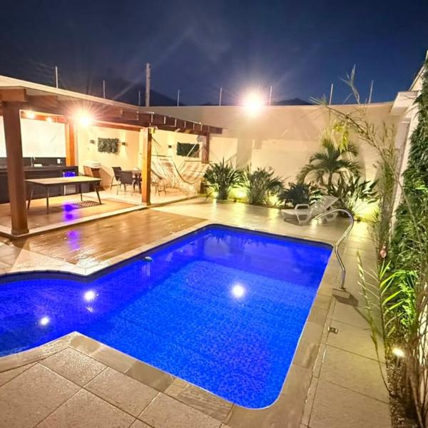 Sauna Piscina e Vista Nova e Confortável