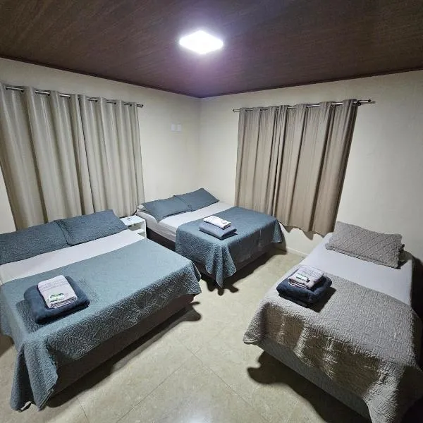 Hospedagem Costa BNU - PLUS Q1, hotell i Blumenau