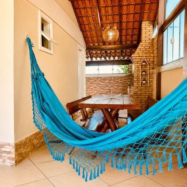 Casa com Churrasqueira a 150 m da Praia do Foguete