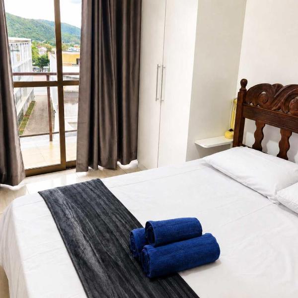 Apartamento Confortavel com 4 Quartos a 500 m da Praia do Forte - Foto 2