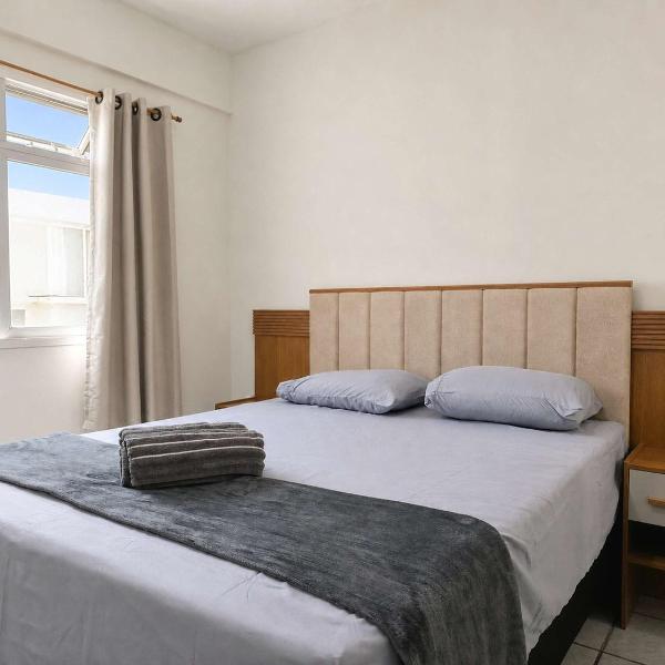 Apartamento com 2 Quartos e Ar Condicionado a 400 m da Praia do Forte - Foto 3