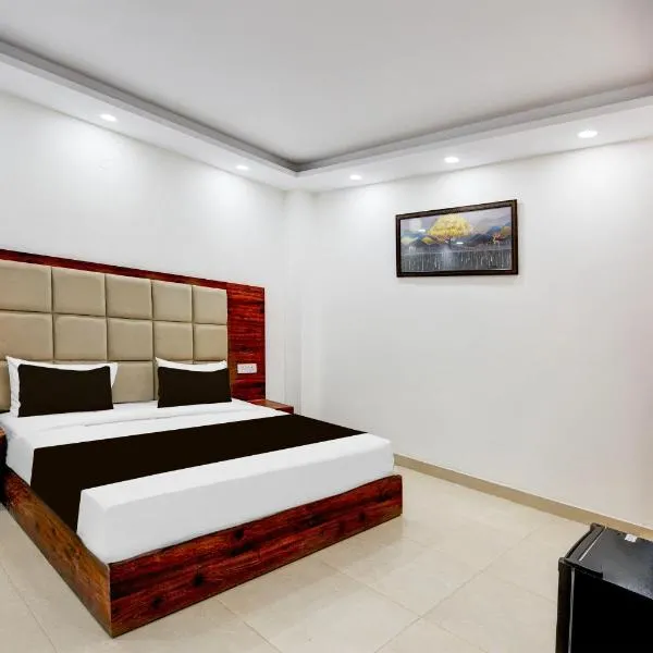 Hotel O Evergreen, hotel di Faridabad