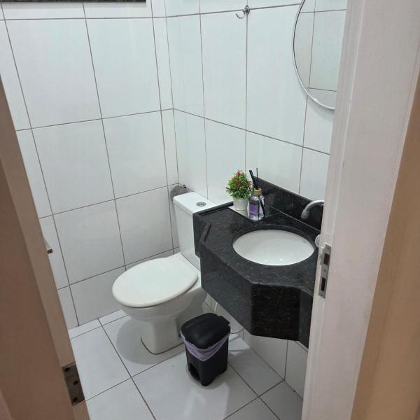 Casa 2 km da praia Aracagy e 3,5 km praia da litoranea, 4 quartos, piscina ,recebe 15 pessoas,prox av dos holandeses - Foto 3