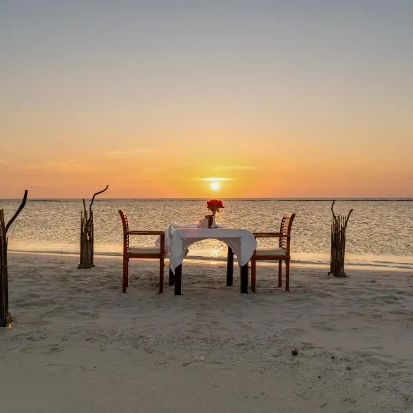 Nala Veli Beach & Spa, hotel i Ukulhas