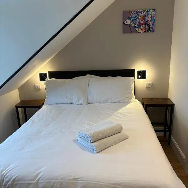 Super Nova Self-Service Hotel, hotel v mestu Aberdeen