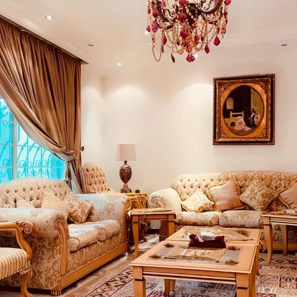 دوركافد KAVD Two-Bedroom Floorغرفتين و صالتين المحمديه شمال الرياض next to Boulevardمدخل خاص وذاتي, hotel em Riyadh