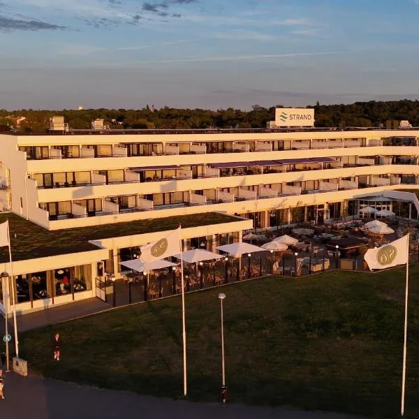 Strand Öland: Borgholm şehrinde bir otel
