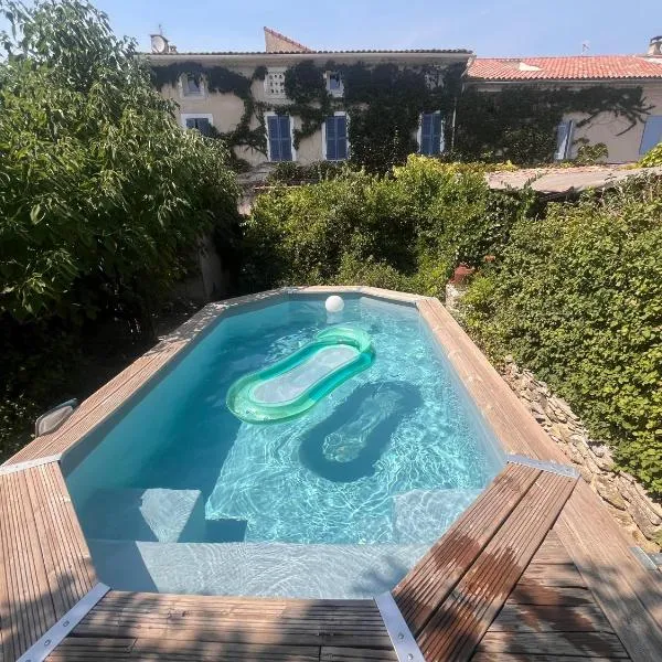 Chambres et table d'hôtes Au Brabo, מלון בMormoiron