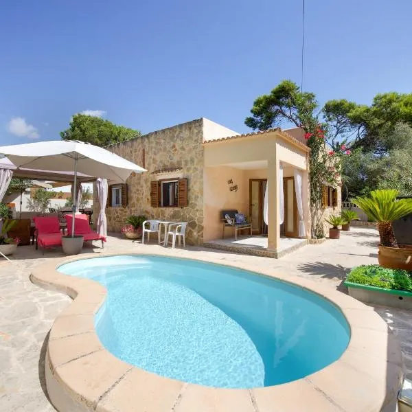 Casa con Piscina S'Amarador Santany, хотел в Сантаний
