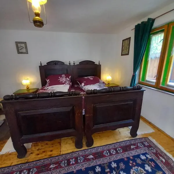 Casa La Casiru 6 nature، فندق في Straja