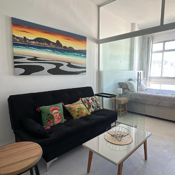 Arty Studio in Rio's Heart