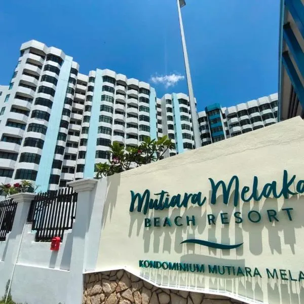 Mutiara Beach Resort Melaka by The Velmont, hotel en Kampong Bukit Darat