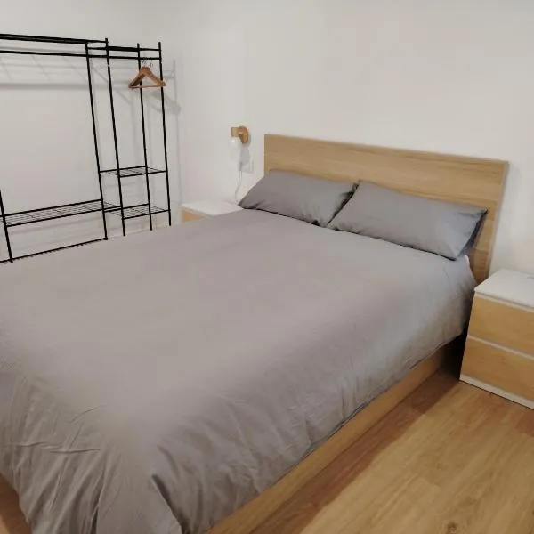 Apartamento completo en Pontedeume, hotel em Puentedeume